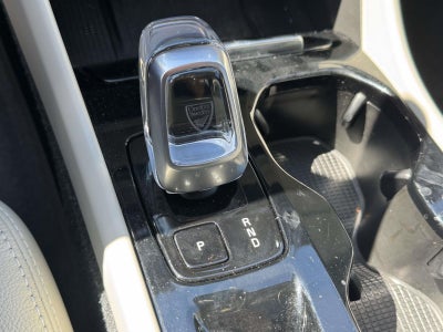 2023 Volvo XC40 B5 Ultimate Bright Theme