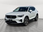 2023 Volvo XC40 B5 Ultimate Bright Theme