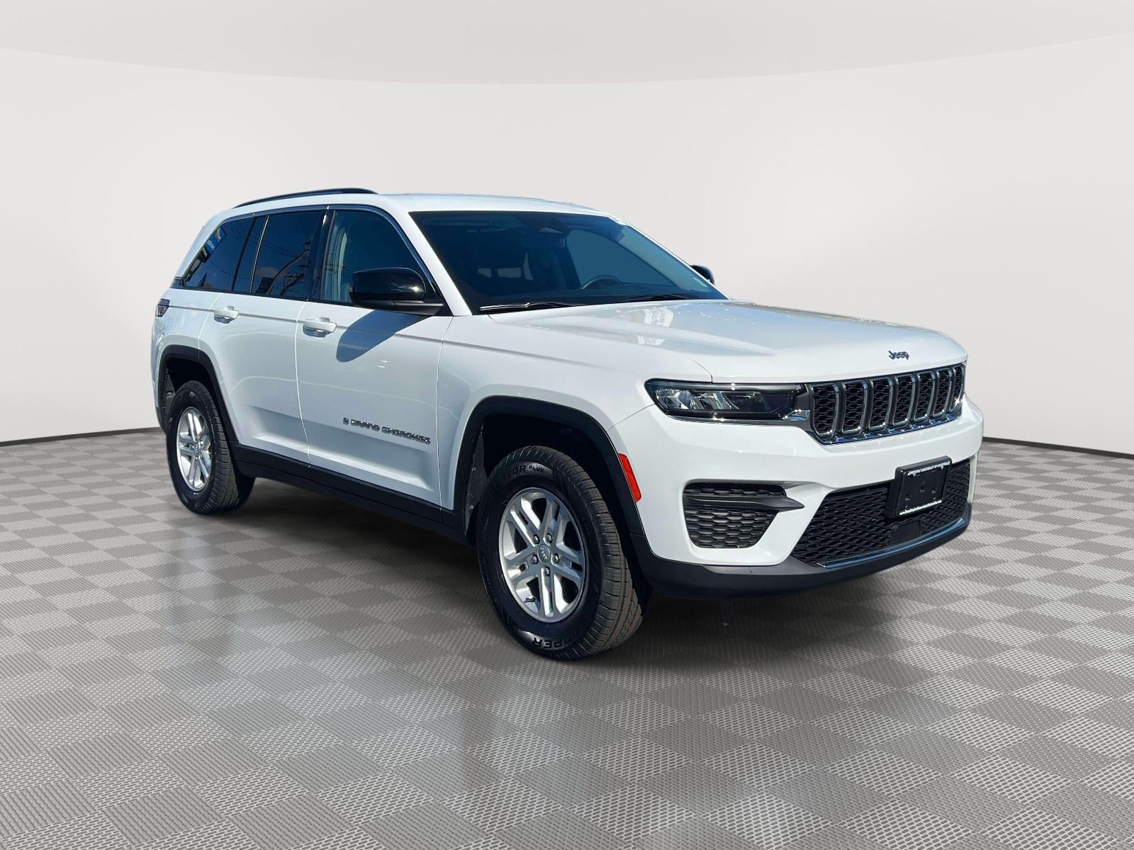 2023 Jeep Grand Cherokee Laredo