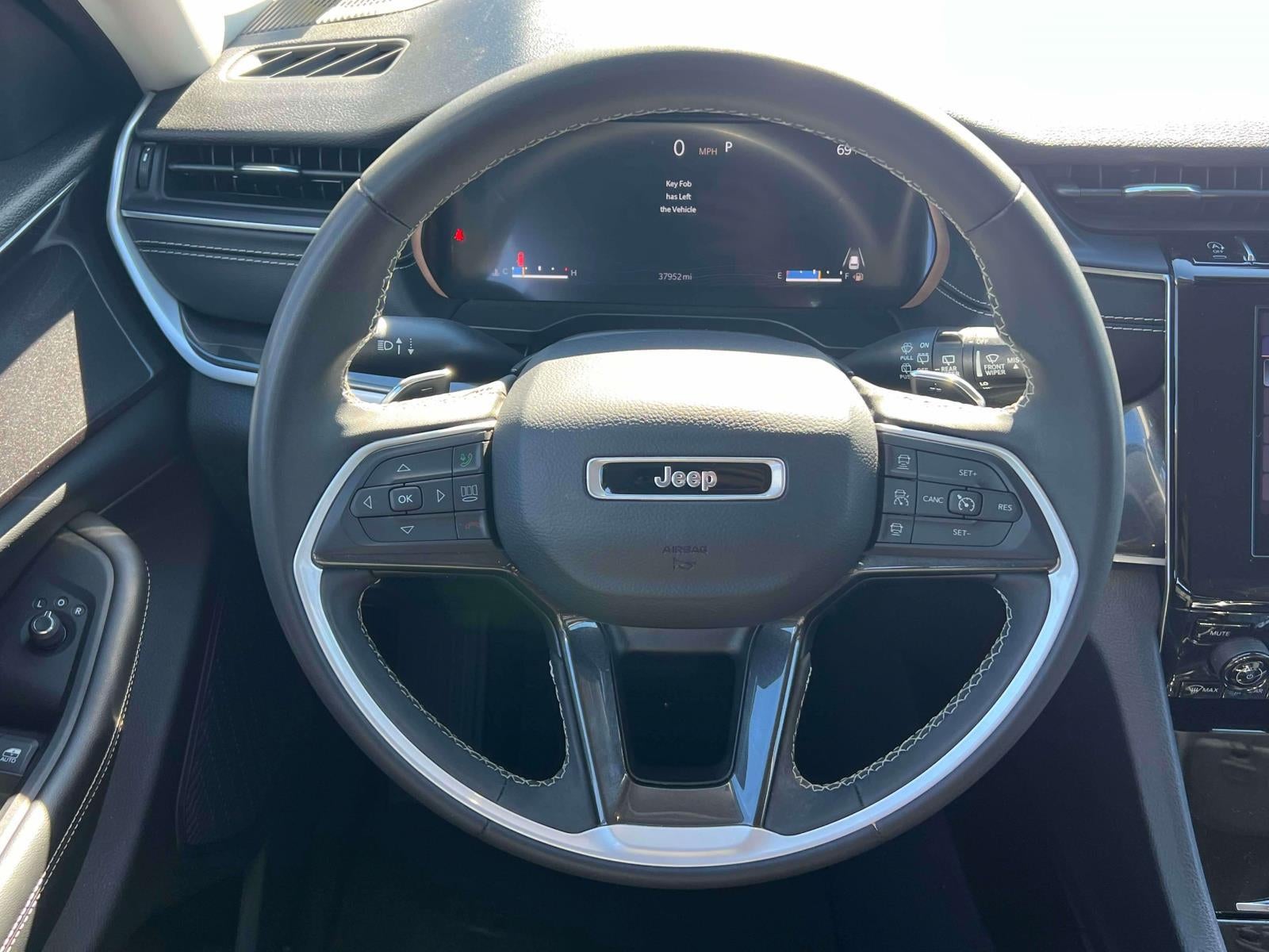 2023 Jeep Grand Cherokee Laredo