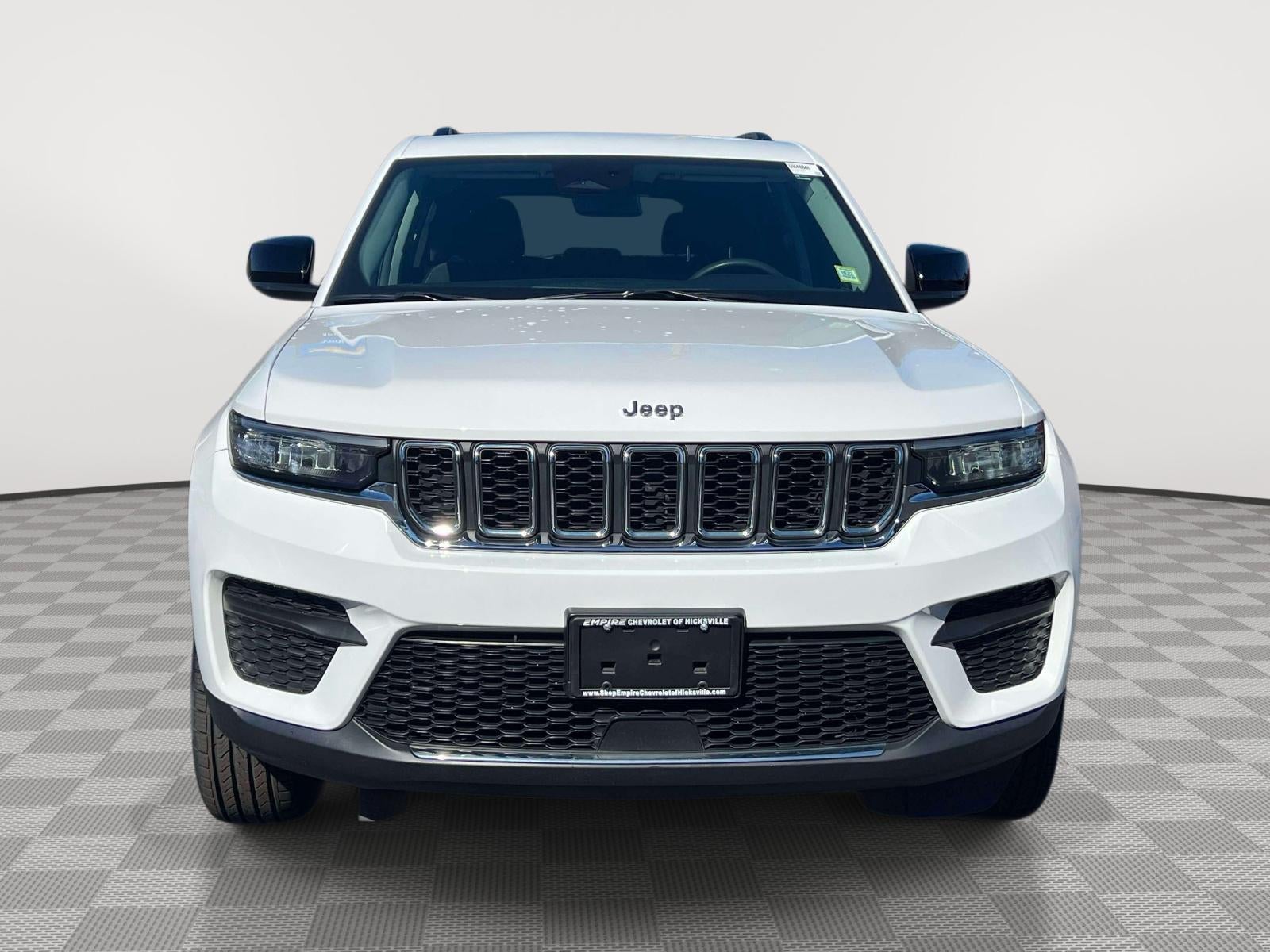 2023 Jeep Grand Cherokee Laredo