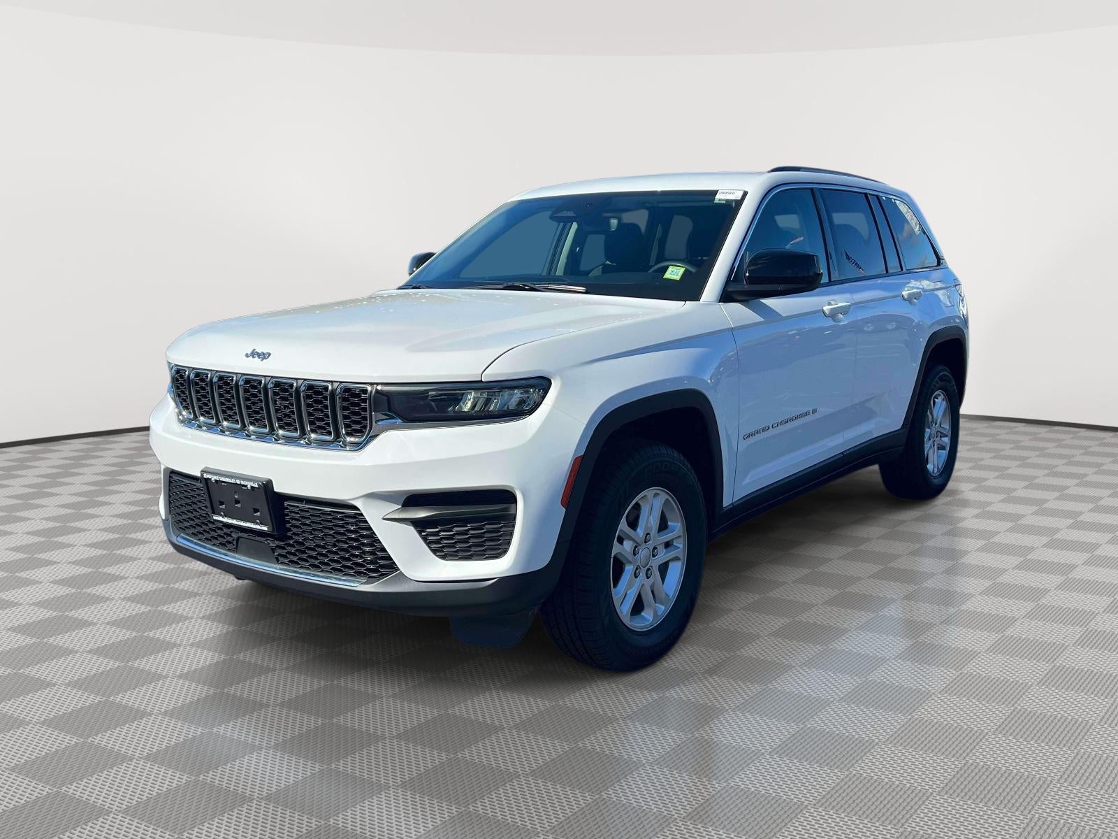 2023 Jeep Grand Cherokee Laredo