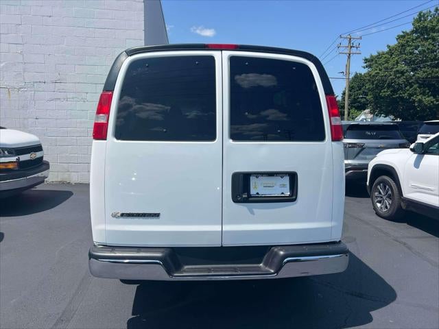 2019 Chevrolet Express Passenger 3500 LT