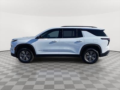 2025 Chevrolet Traverse LT