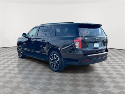 2023 Chevrolet Suburban RST