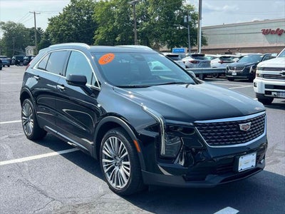 2024 Cadillac XT4 Premium Luxury