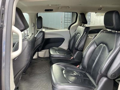 2022 Chrysler Pacifica Hybrid Touring L