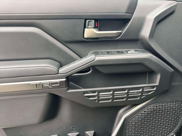 2025 Toyota Tacoma 4WD SR