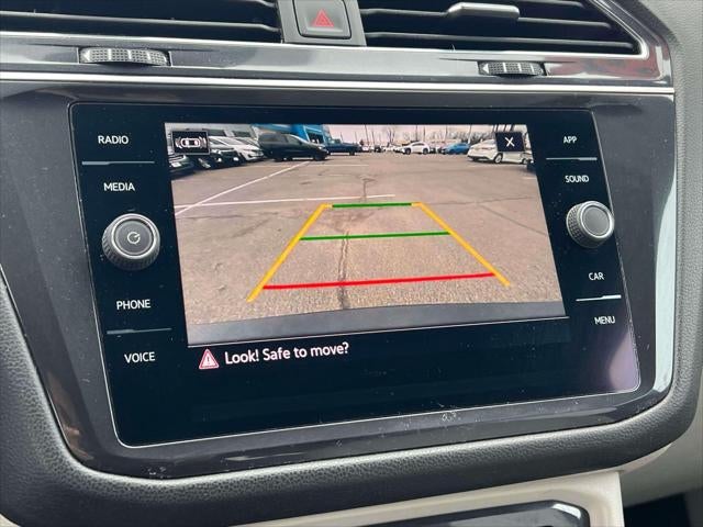 2022 Volkswagen Tiguan SE R-Line Black