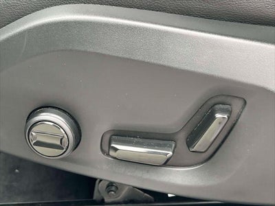 2024 Volvo XC90 Core Bright Theme