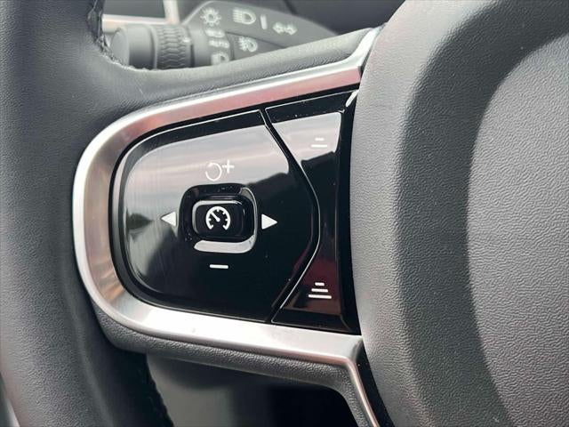 2024 Volvo XC90 Core Bright Theme