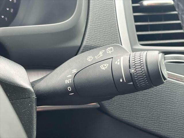 2024 Volvo XC90 Core Bright Theme