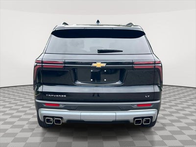 2024 Chevrolet Traverse LT