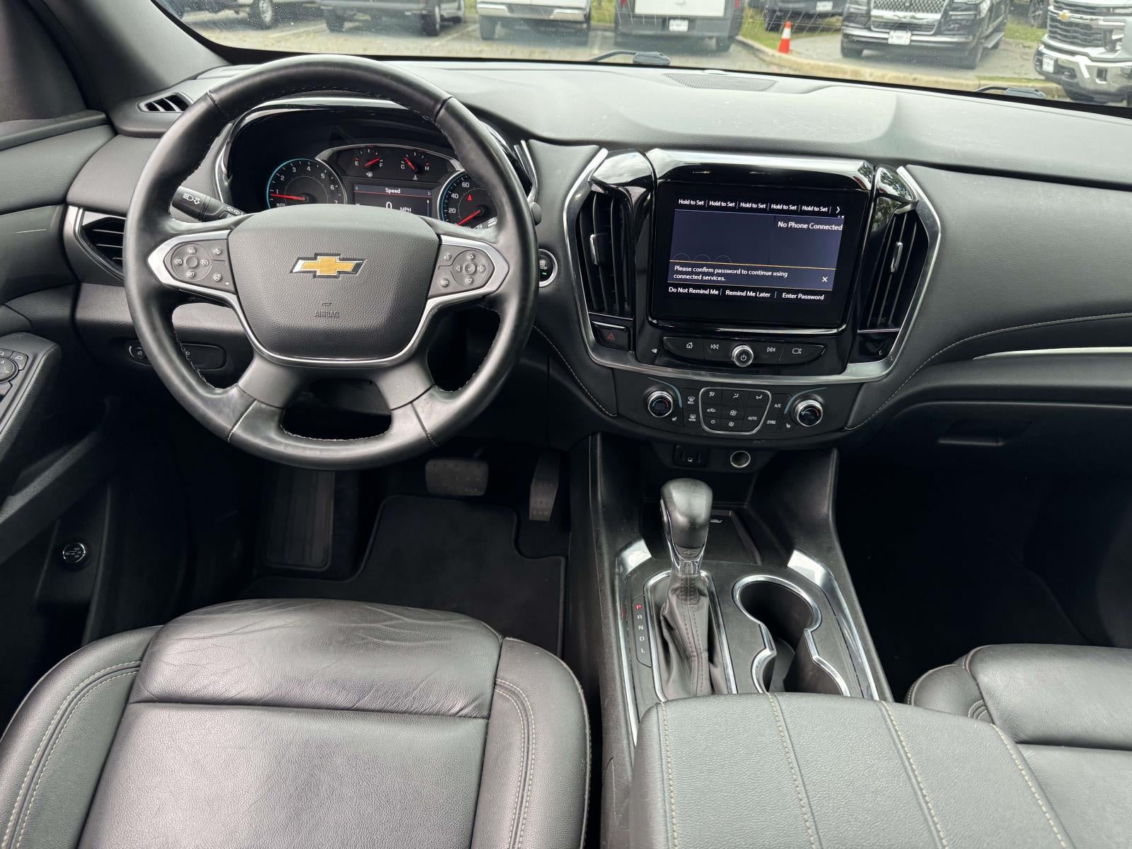 2023 Chevrolet Traverse LT Leather