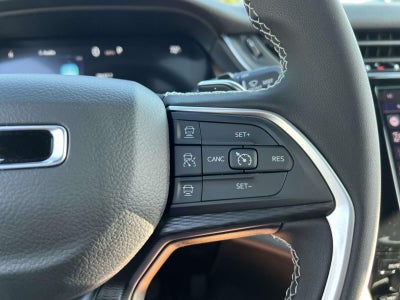 2025 Jeep Grand Cherokee GRAND CHEROKEE LAREDO X 4X4