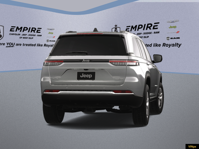 2025 Jeep Grand Cherokee Laredo X 4x4