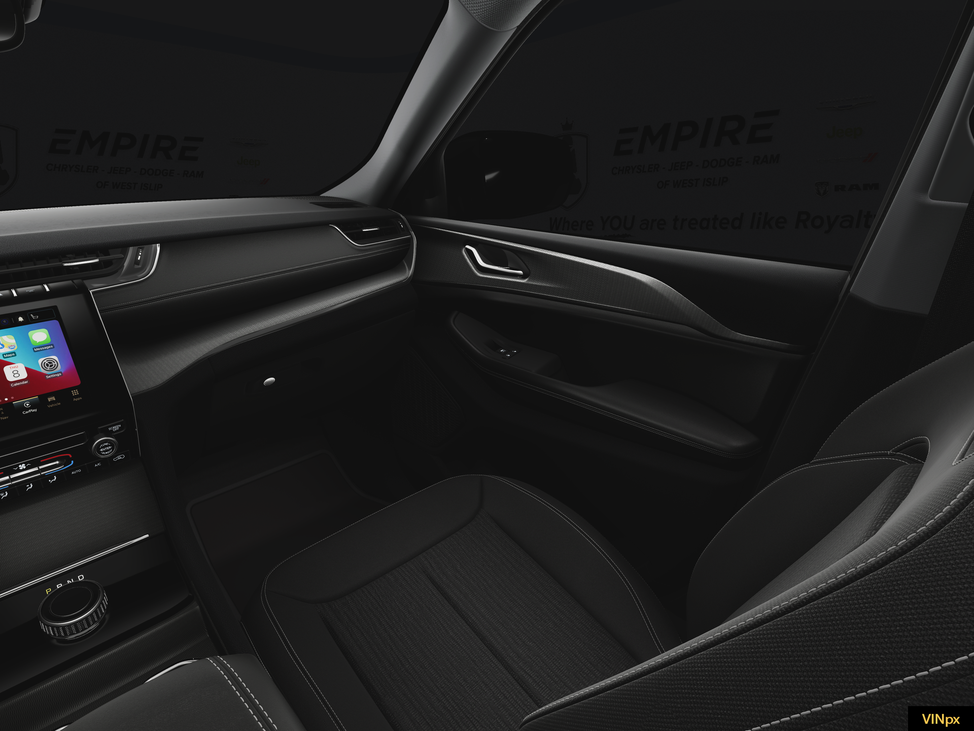 2025 Jeep Grand Cherokee GRAND CHEROKEE L LAREDO X 4X4