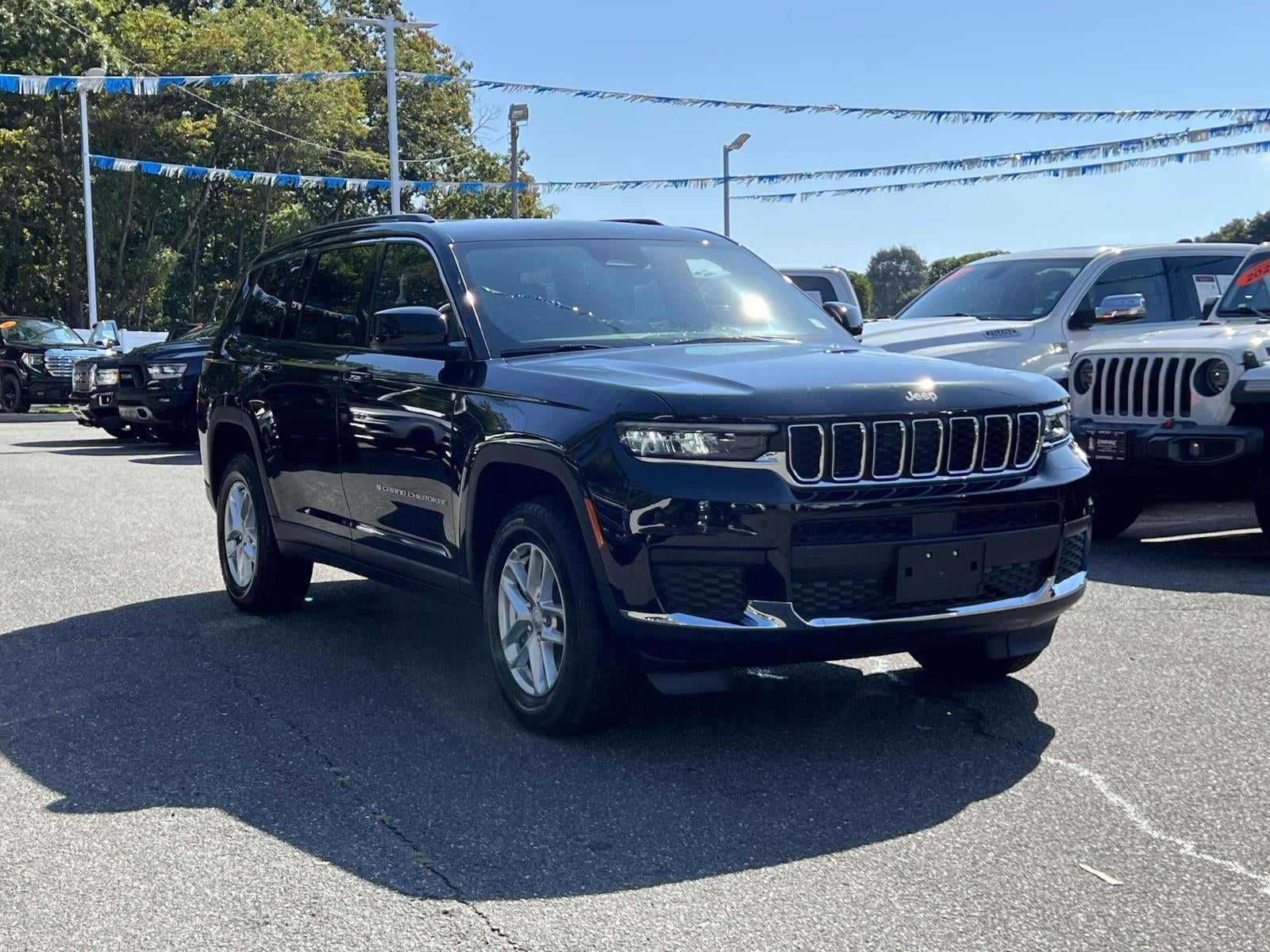 2025 Jeep Grand Cherokee GRAND CHEROKEE L LAREDO X 4X4