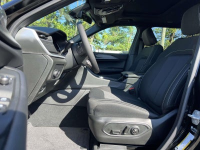 2025 Jeep Grand Cherokee GRAND CHEROKEE L LAREDO X 4X4