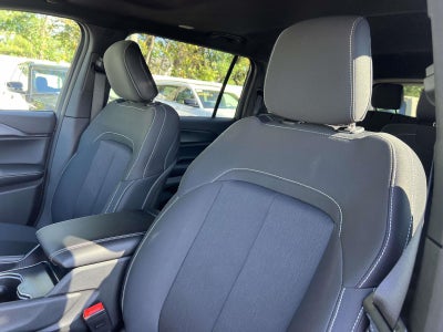 2025 Jeep Grand Cherokee GRAND CHEROKEE L LAREDO X 4X4