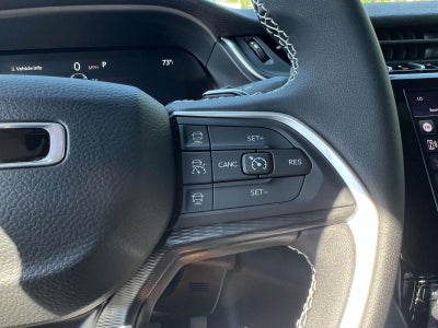 2025 Jeep Grand Cherokee GRAND CHEROKEE L LAREDO X 4X4