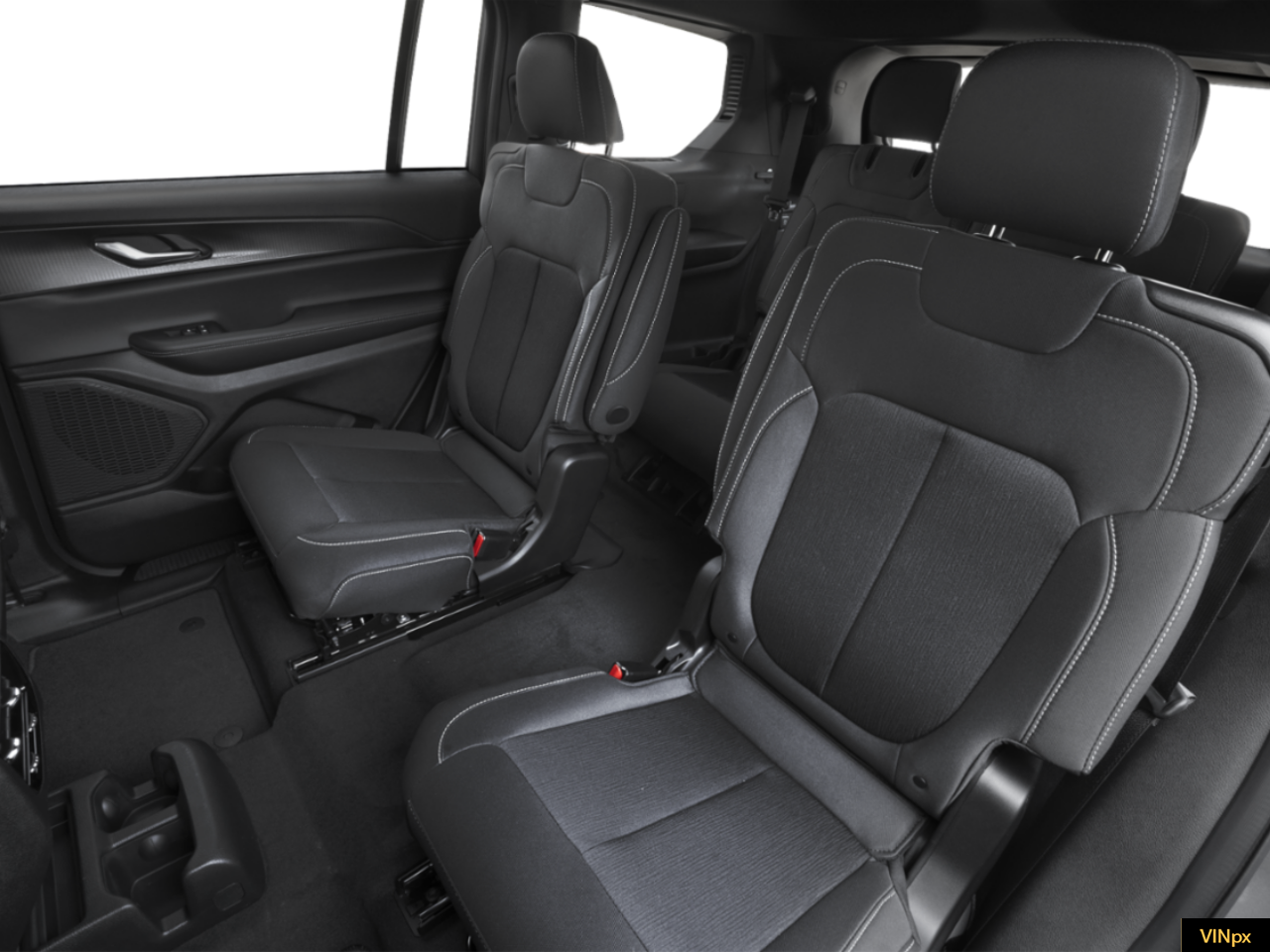 2027 Jeep Grand Cherokee Laredo Altitude