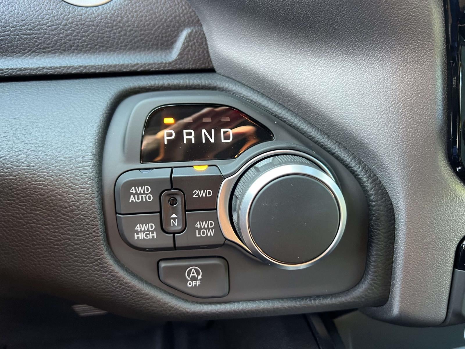 2025 RAM Ram 1500 RAM 1500 BIG HORN CREW CAB 4X4 5'7' BOX