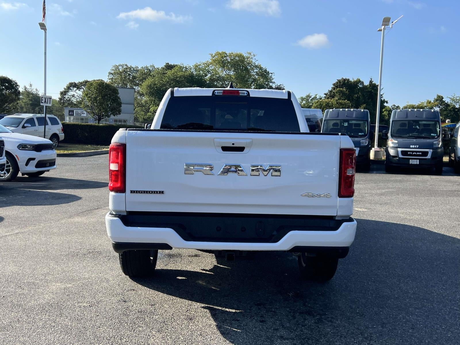2025 RAM Ram 1500 RAM 1500 BIG HORN CREW CAB 4X4 5'7' BOX