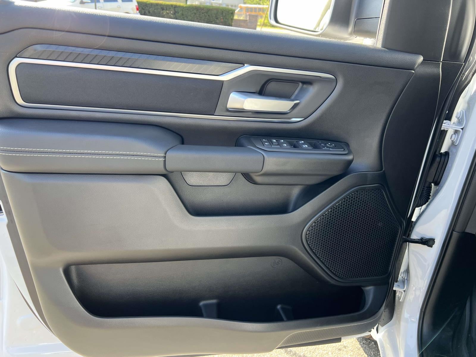 2025 RAM Ram 1500 RAM 1500 BIG HORN CREW CAB 4X4 5'7' BOX