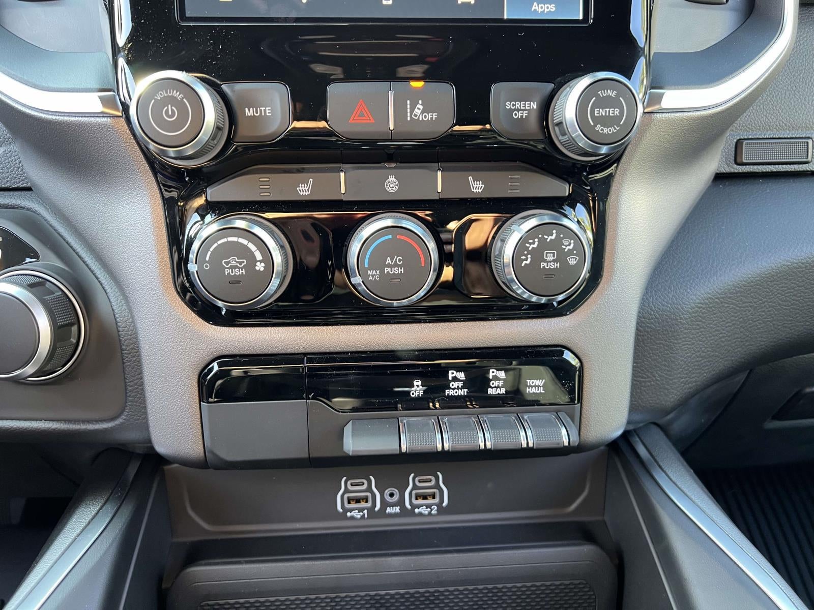 2025 RAM Ram 1500 RAM 1500 BIG HORN CREW CAB 4X4 5'7' BOX