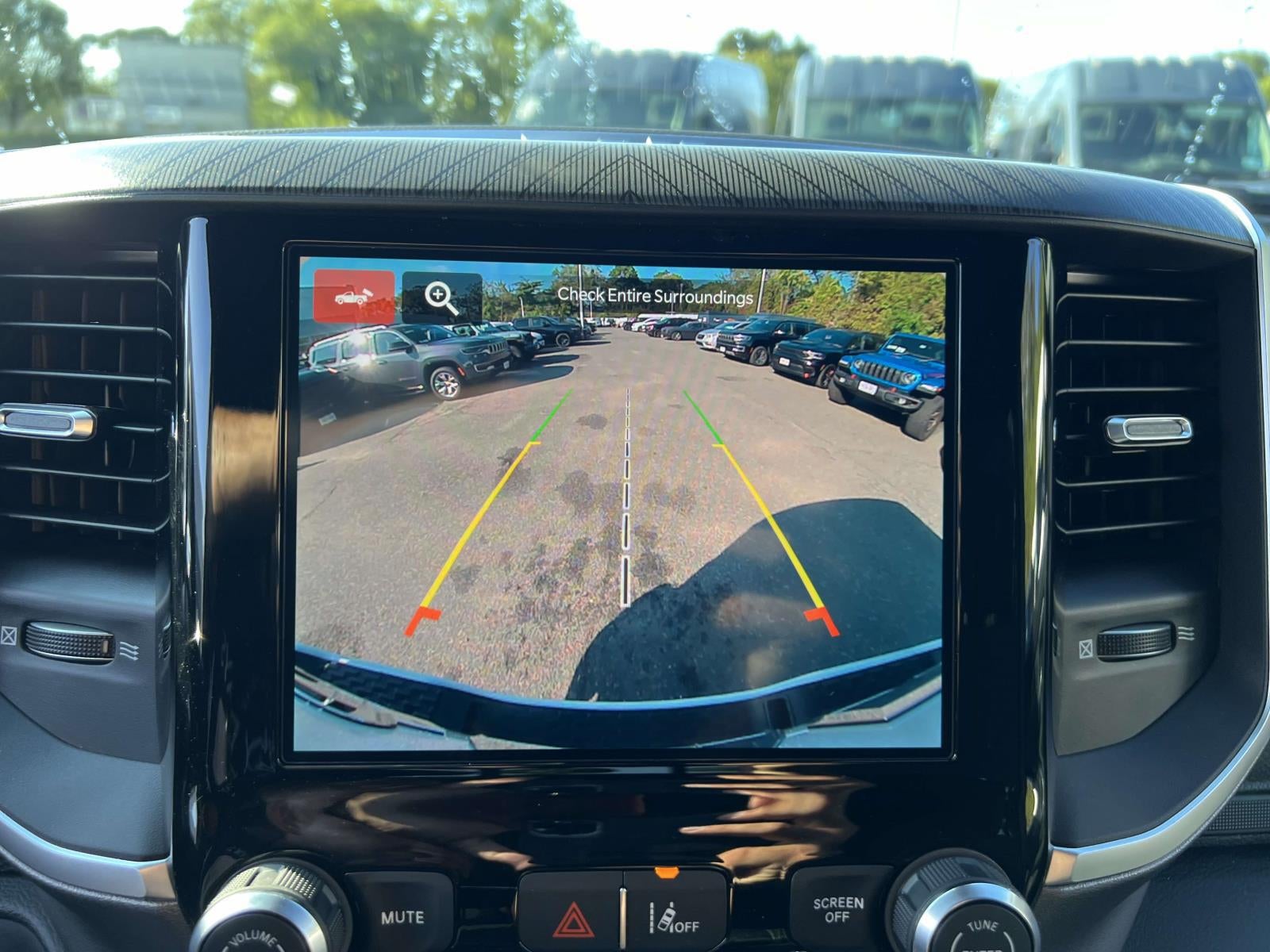 2025 RAM Ram 1500 RAM 1500 BIG HORN CREW CAB 4X4 5'7' BOX