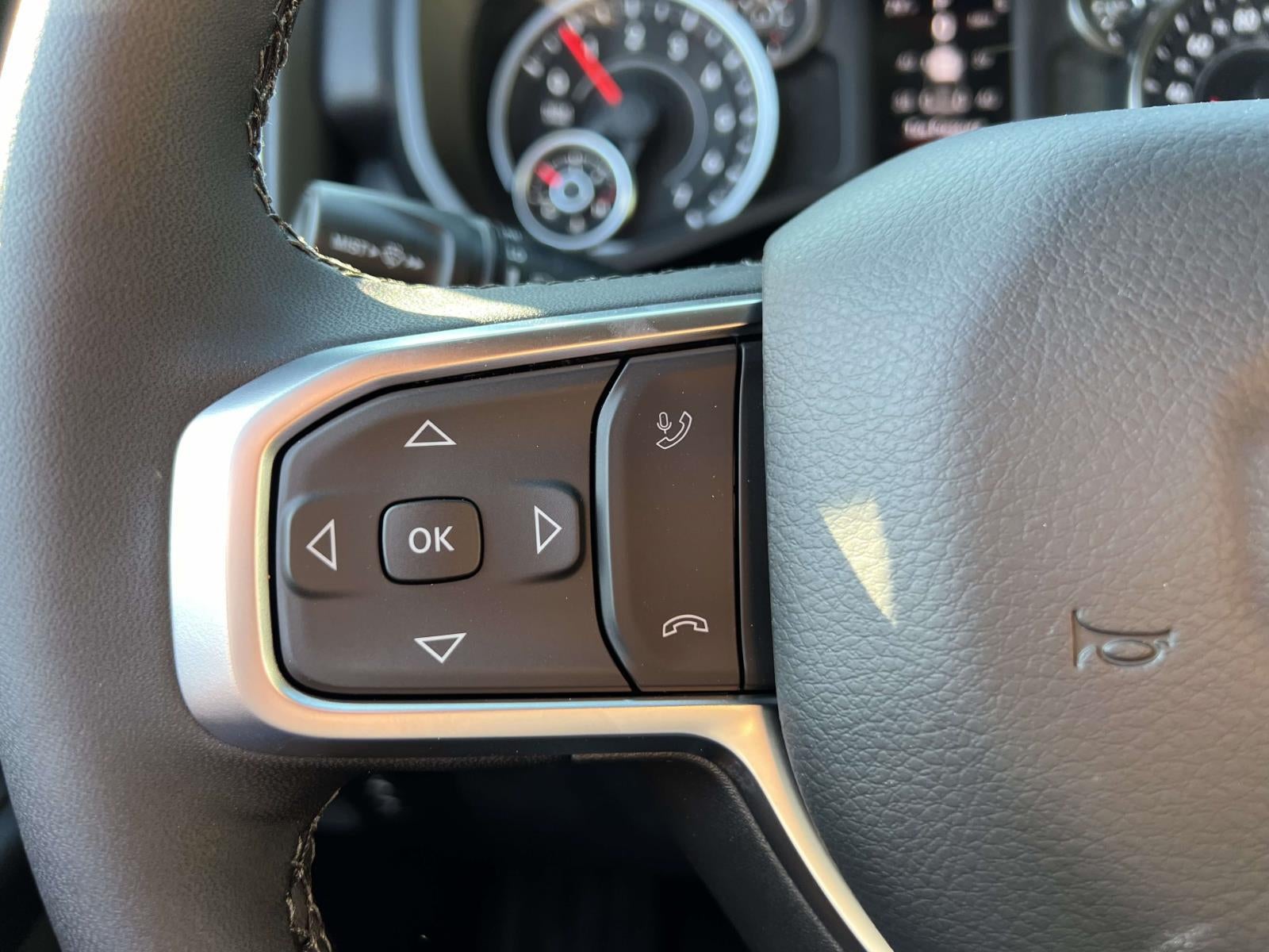 2025 RAM Ram 1500 RAM 1500 BIG HORN CREW CAB 4X4 5'7' BOX