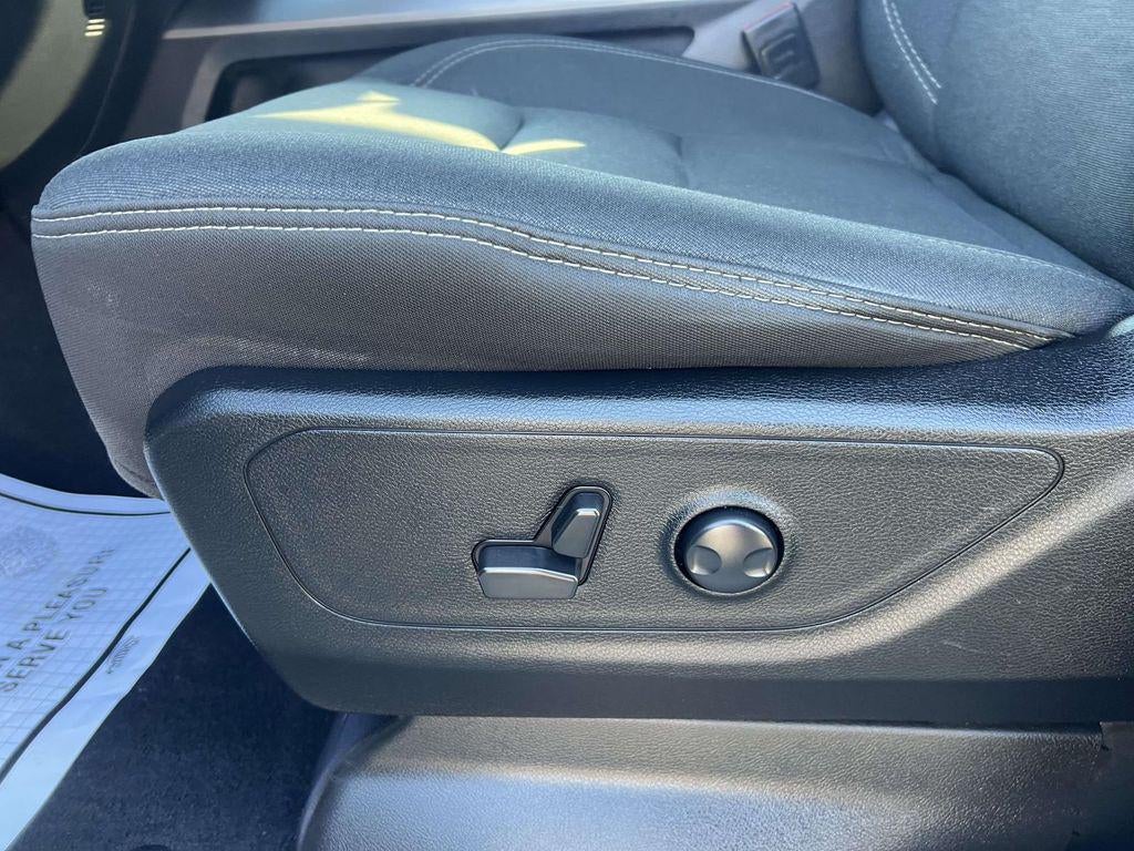 2025 RAM 1500 Big Horn Crew Cab 4x4 57' Box