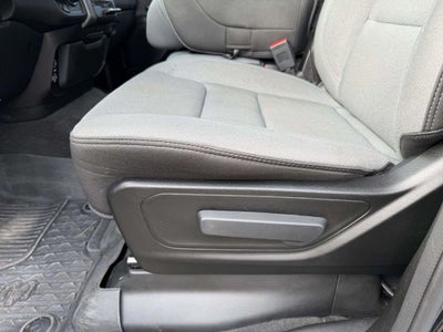 2023 RAM 1500 Big Horn Crew Cab 4x4 64' Box