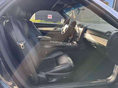 2004 Ford Thunderbird Base