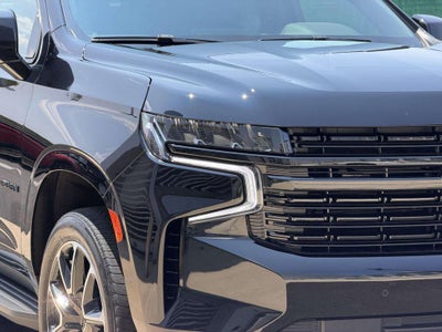 2024 Chevrolet Suburban 4WD RST