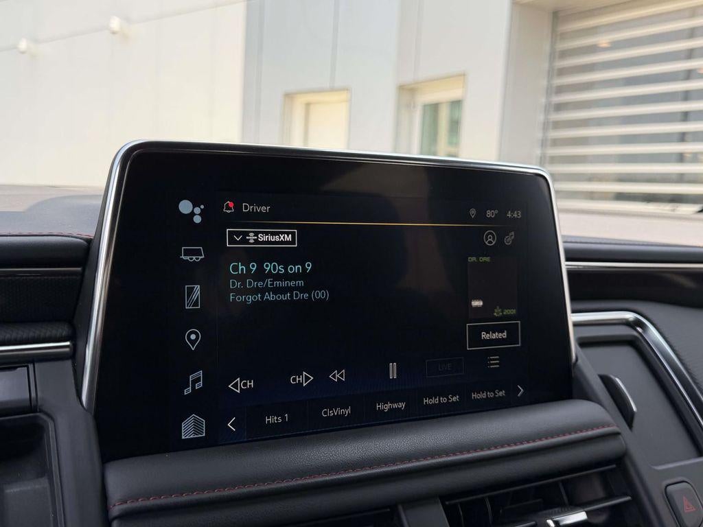 2024 Chevrolet Suburban 4WD RST
