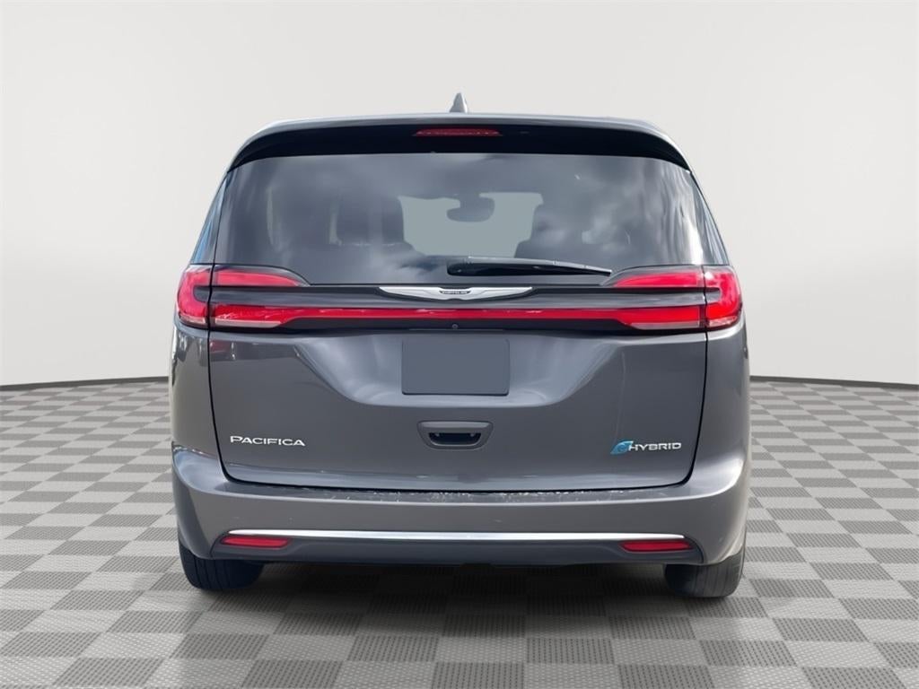 2022 Chrysler Pacifica Hybrid Touring L