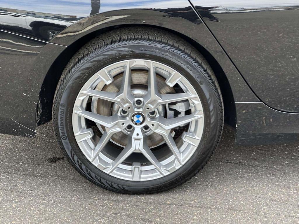 2025 BMW 330i xDrive