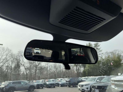 2024 Nissan Pathfinder SV 4WD