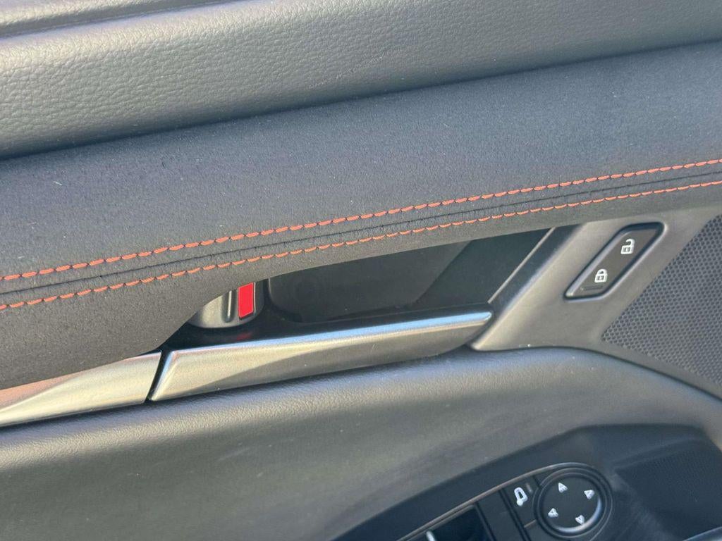 2024 Mazda Mazda3 Hatchback 2.5 Carbon Turbo