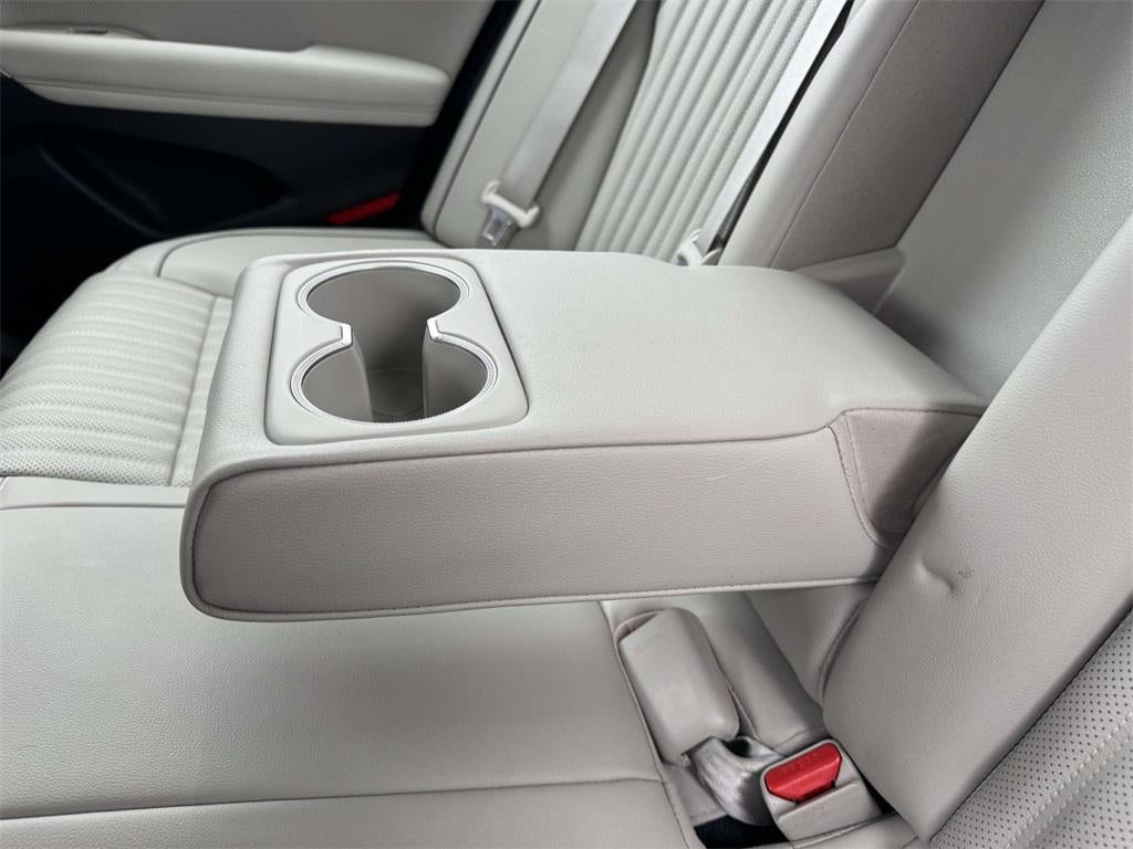 2023 Genesis G70 2.0T AWD