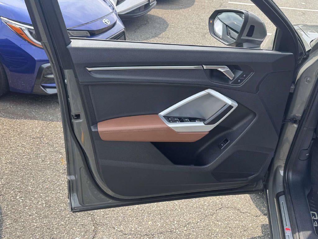 2021 Audi Q3 Premium Plus 45 TFSI S line quattro Tiptronic
