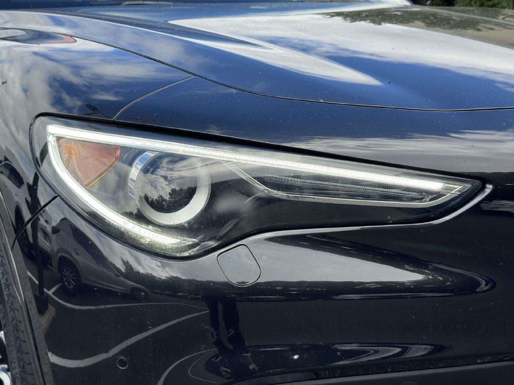 2023 Alfa Romeo Stelvio Veloce AWD
