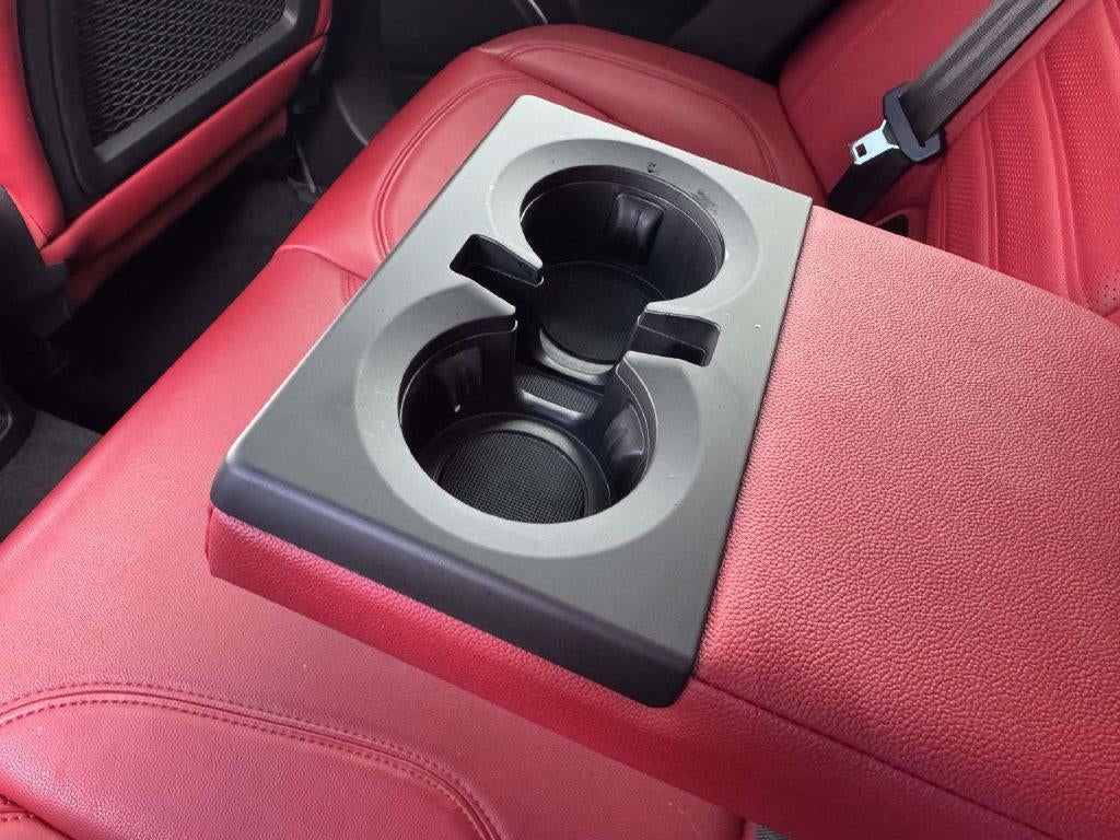 2023 Alfa Romeo Stelvio Veloce AWD